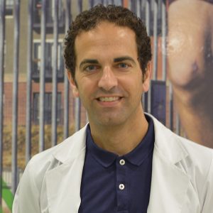 Dr. Mario Ros